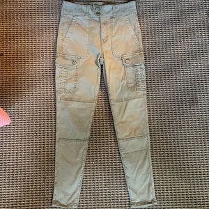 American Eagle Super Stretch Army Green Pants